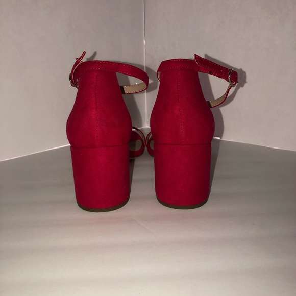 A New Day - Size 8, ladies red block heels - Picture 7 of 8